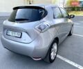 Серый Рено Зое, объемом двигателя 0 л и пробегом 65 тыс. км за 8900 $, фото 7 на Automoto.ua