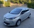 Серый Рено Зое, объемом двигателя 0 л и пробегом 74 тыс. км за 7650 $, фото 11 на Automoto.ua