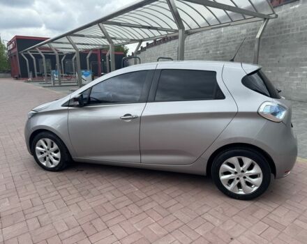 Рено Зое 2015 у Рівному на Automoto.ua Сірий Рено Зое, об'ємом двигуна 0 л та пробігом 160 тис. км за 8000 $, фото 2 на Automoto.ua