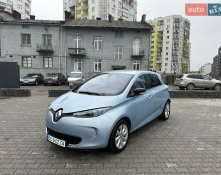 Серый Рено Зое, объемом двигателя 0 л и пробегом 85 тыс. км за 6850 $, фото 5 на Automoto.ua