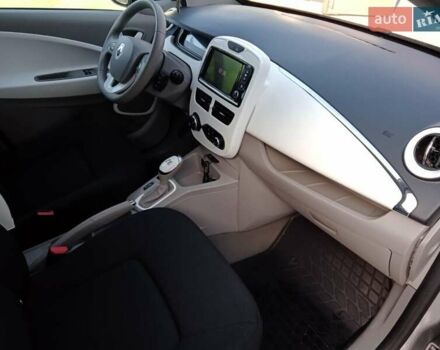 Рено Зое 2015 в Дрогобыче на Automoto.ua Серый Рено Зое, объемом двигателя 0 л и пробегом 125 тыс. км за 6400 $, фото 24 на Automoto.ua