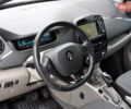 Серый Рено Зое, объемом двигателя 0 л и пробегом 78 тыс. км за 7999 $, фото 17 на Automoto.ua