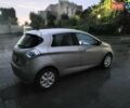 Серый Рено Зое, объемом двигателя 0 л и пробегом 137 тыс. км за 6800 $, фото 7 на Automoto.ua