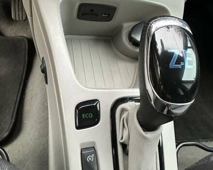 Рено Зое 2015 в Львове на Automoto.ua Серый Рено Зое, объемом двигателя 0 л и пробегом 132 тыс. км за 6700 $, фото 27 на Automoto.ua