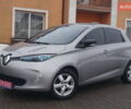 Серый Рено Зое, объемом двигателя 0 л и пробегом 142 тыс. км за 6555 $, фото 1 на Automoto.ua