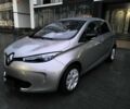 Серый Рено Зое, объемом двигателя 0 л и пробегом 137 тыс. км за 6500 $, фото 1 на Automoto.ua