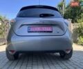 Серый Рено Зое, объемом двигателя 0 л и пробегом 67 тыс. км за 6990 $, фото 8 на Automoto.ua