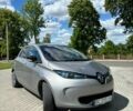 Серый Рено Зое, объемом двигателя 0 л и пробегом 94 тыс. км за 8300 $, фото 1 на Automoto.ua