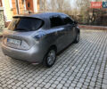 Серый Рено Зое, объемом двигателя 0 л и пробегом 89 тыс. км за 10000 $, фото 8 на Automoto.ua