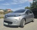 Серый Рено Зое, объемом двигателя 0 л и пробегом 96 тыс. км за 7700 $, фото 5 на Automoto.ua