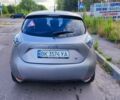 Серый Рено Зое, объемом двигателя 0 л и пробегом 120 тыс. км за 6700 $, фото 4 на Automoto.ua
