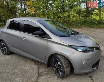Сірий Рено Зое, об'ємом двигуна 0 л та пробігом 72 тис. км за 8000 $, фото 5 на Automoto.ua