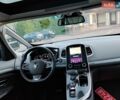 Серый Рено Зое, объемом двигателя 0 л и пробегом 92 тыс. км за 6800 $, фото 14 на Automoto.ua