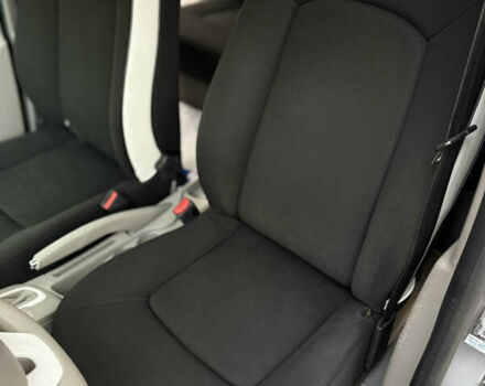 Сірий Рено Зое, об'ємом двигуна 0 л та пробігом 115 тис. км за 6499 $, фото 16 на Automoto.ua