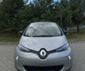 Серый Рено Зое, объемом двигателя 0 л и пробегом 42 тыс. км за 8100 $, фото 1 на Automoto.ua