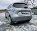 Серый Рено Зое, объемом двигателя 0 л и пробегом 142 тыс. км за 8100 $, фото 7 на Automoto.ua