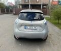 Серый Рено Зое, объемом двигателя 0 л и пробегом 75 тыс. км за 8100 $, фото 14 на Automoto.ua