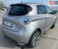 Серый Рено Зое, объемом двигателя 0 л и пробегом 113 тыс. км за 8000 $, фото 6 на Automoto.ua