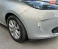 Серый Рено Зое, объемом двигателя 0 л и пробегом 75 тыс. км за 7700 $, фото 12 на Automoto.ua