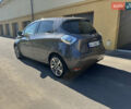 Серый Рено Зое, объемом двигателя 0 л и пробегом 199 тыс. км за 8599 $, фото 5 на Automoto.ua