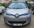 Серый Рено Зое, объемом двигателя 0 л и пробегом 90 тыс. км за 7400 $, фото 21 на Automoto.ua