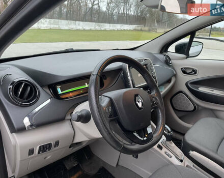 Сірий Рено Зое, об'ємом двигуна 0 л та пробігом 91 тис. км за 6999 $, фото 18 на Automoto.ua