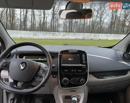 Сірий Рено Зое, об'ємом двигуна 0 л та пробігом 91 тис. км за 6999 $, фото 25 на Automoto.ua