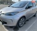 Серый Рено Зое, объемом двигателя 0 л и пробегом 113 тыс. км за 8000 $, фото 1 на Automoto.ua