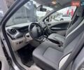 Серый Рено Зое, объемом двигателя 0 л и пробегом 102 тыс. км за 7600 $, фото 7 на Automoto.ua