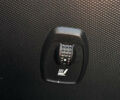 Серый Рено Зое, объемом двигателя 0 л и пробегом 127 тыс. км за 8900 $, фото 14 на Automoto.ua