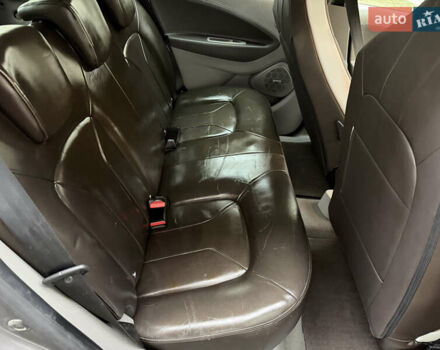 Серый Рено Зое, объемом двигателя 0 л и пробегом 118 тыс. км за 8950 $, фото 20 на Automoto.ua