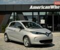 Серый Рено Зое, объемом двигателя 0 л и пробегом 105 тыс. км за 7900 $, фото 2 на Automoto.ua