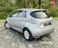 Серый Рено Зое, объемом двигателя 0 л и пробегом 85 тыс. км за 8444 $, фото 53 на Automoto.ua