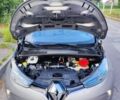 Серый Рено Зое, объемом двигателя 0 л и пробегом 120 тыс. км за 6700 $, фото 16 на Automoto.ua