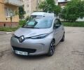 Серый Рено Зое, объемом двигателя 0 л и пробегом 90 тыс. км за 7400 $, фото 4 на Automoto.ua