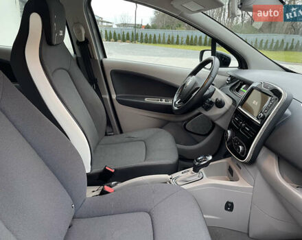 Сірий Рено Зое, об'ємом двигуна 0 л та пробігом 91 тис. км за 6999 $, фото 16 на Automoto.ua