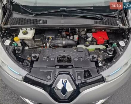 Сірий Рено Зое, об'ємом двигуна 0 л та пробігом 78 тис. км за 6550 $, фото 12 на Automoto.ua