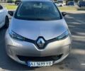 Серый Рено Зое, объемом двигателя 0 л и пробегом 160 тыс. км за 7200 $, фото 1 на Automoto.ua