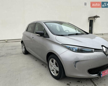 Сірий Рено Зое, об'ємом двигуна 0 л та пробігом 91 тис. км за 6999 $, фото 1 на Automoto.ua