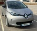 Серый Рено Зое, объемом двигателя 0 л и пробегом 85 тыс. км за 7500 $, фото 1 на Automoto.ua