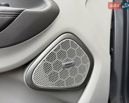 Серый Рено Зое, объемом двигателя 0 л и пробегом 118 тыс. км за 8950 $, фото 17 на Automoto.ua