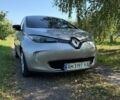 Серый Рено Зое, объемом двигателя 0 л и пробегом 120 тыс. км за 7899 $, фото 1 на Automoto.ua