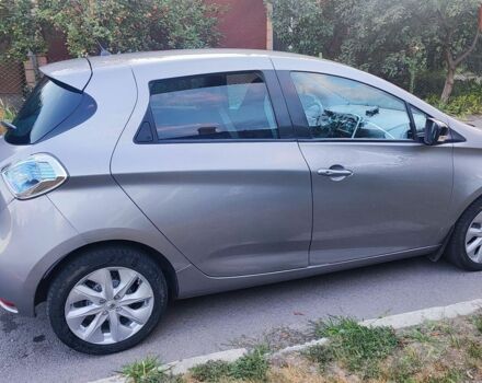 Сірий Рено Зое, об'ємом двигуна 0 л та пробігом 96 тис. км за 7700 $, фото 2 на Automoto.ua