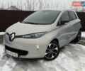 Серый Рено Зое, объемом двигателя 0 л и пробегом 199 тыс. км за 10000 $, фото 3 на Automoto.ua