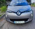 Сірий Рено Зое, об'ємом двигуна 0 л та пробігом 120 тис. км за 7500 $, фото 1 на Automoto.ua
