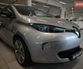 Серый Рено Зое, объемом двигателя 0 л и пробегом 97 тыс. км за 4570 $, фото 7 на Automoto.ua
