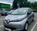 Серый Рено Зое, объемом двигателя 0 л и пробегом 82 тыс. км за 8500 $, фото 1 на Automoto.ua