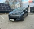Серый Рено Зое, объемом двигателя 0 л и пробегом 48 тыс. км за 9800 $, фото 1 на Automoto.ua