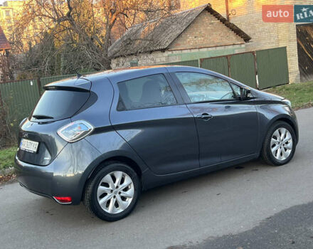 Сірий Рено Зое, об'ємом двигуна 0 л та пробігом 121 тис. км за 9500 $, фото 3 на Automoto.ua