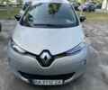 Серый Рено Зое, объемом двигателя 0 л и пробегом 63 тыс. км за 7800 $, фото 1 на Automoto.ua